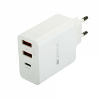 Adapter 2xUSB+1xC-type 2.4A 5V White Canyon CNE-CH08W