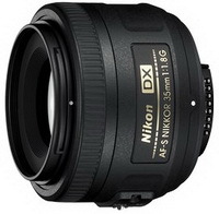 Nikon x obijekt. AF-S DX 35mm f/1.8G JAA132DA