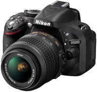 Nikon D5200 digitális SLR váz, fekete + 18-55 VR II Kit