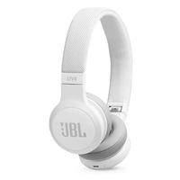 JBL LIVE 400 Bluetooth mikrofonos fehér fejhallgató