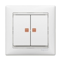 Legrand 774428 Valena jelzőfénnyel fehér csillárkapcsoló